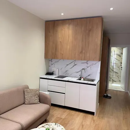 Urban Konukevi 3*