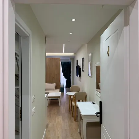 Urban 3* Τίρανα